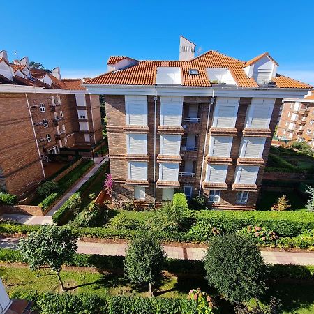 Noja. Piso En Noja A 5 Minutos De La Playa De Ris Apartment Exterior photo
